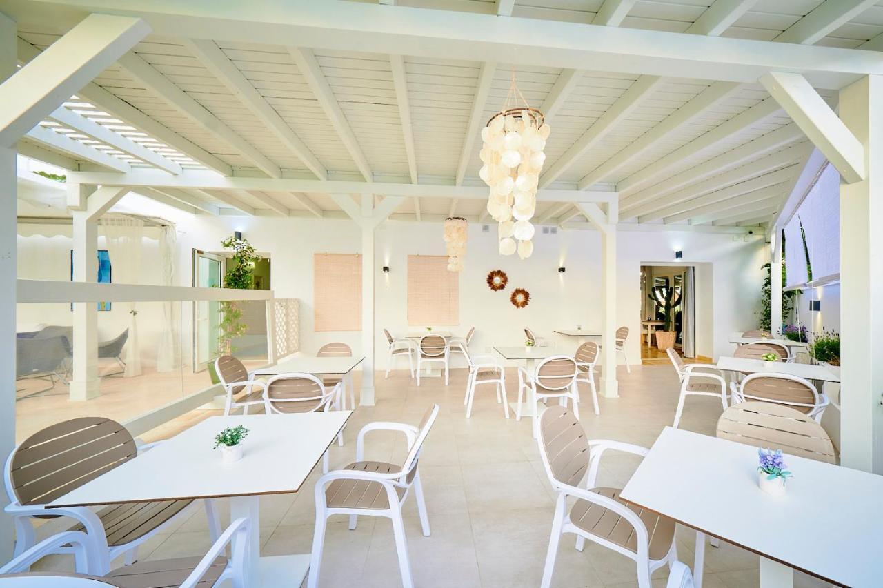 Labrena Hotel Лос Канос де Мека Екстериор снимка