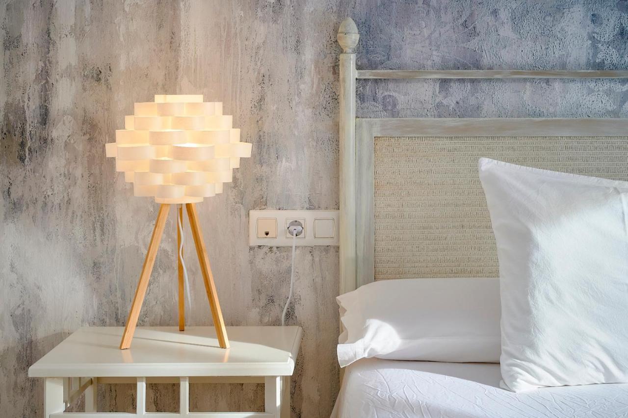 Labrena Hotel Лос Канос де Мека Екстериор снимка