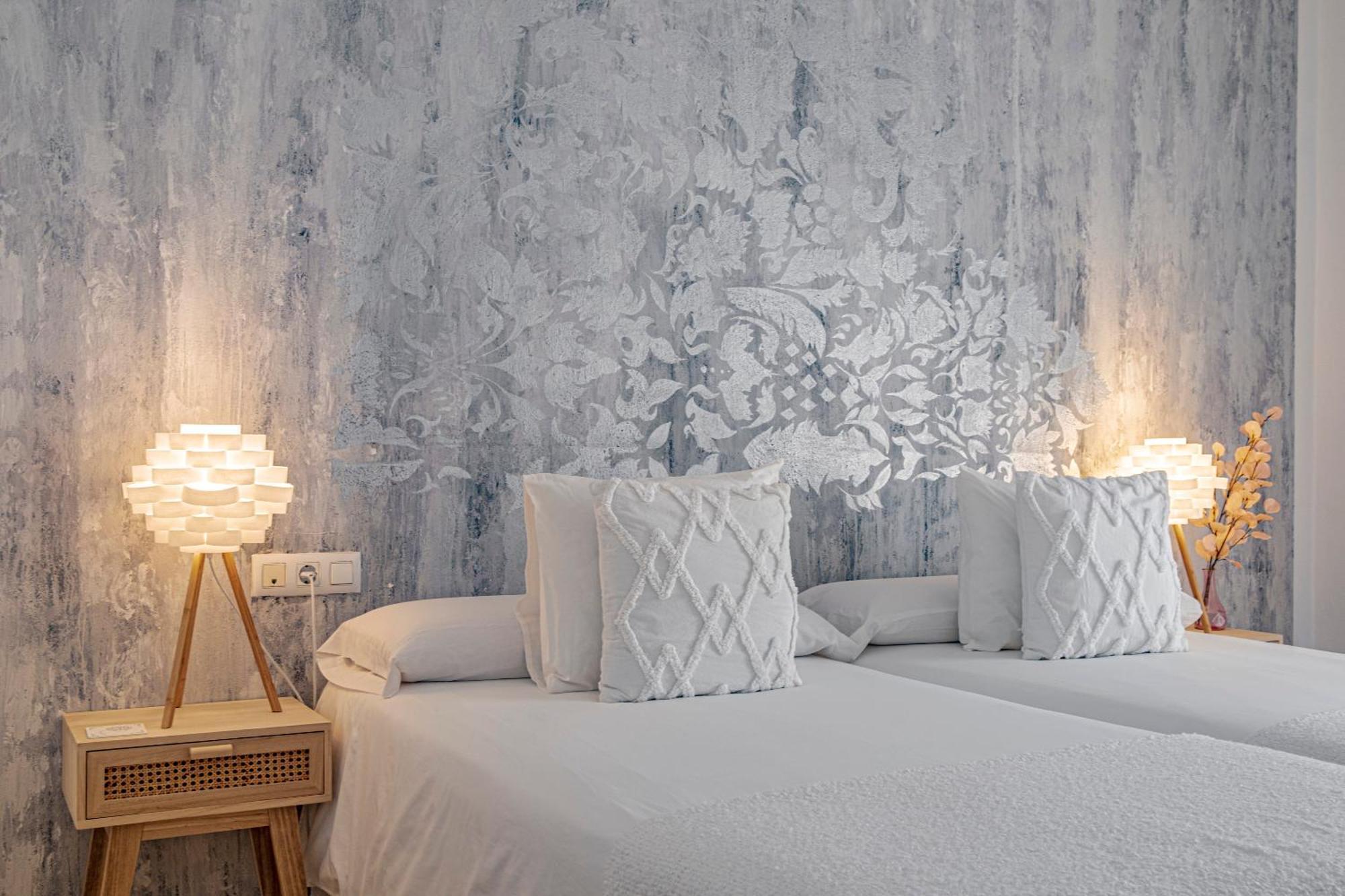 Labrena Hotel Лос Канос де Мека Екстериор снимка